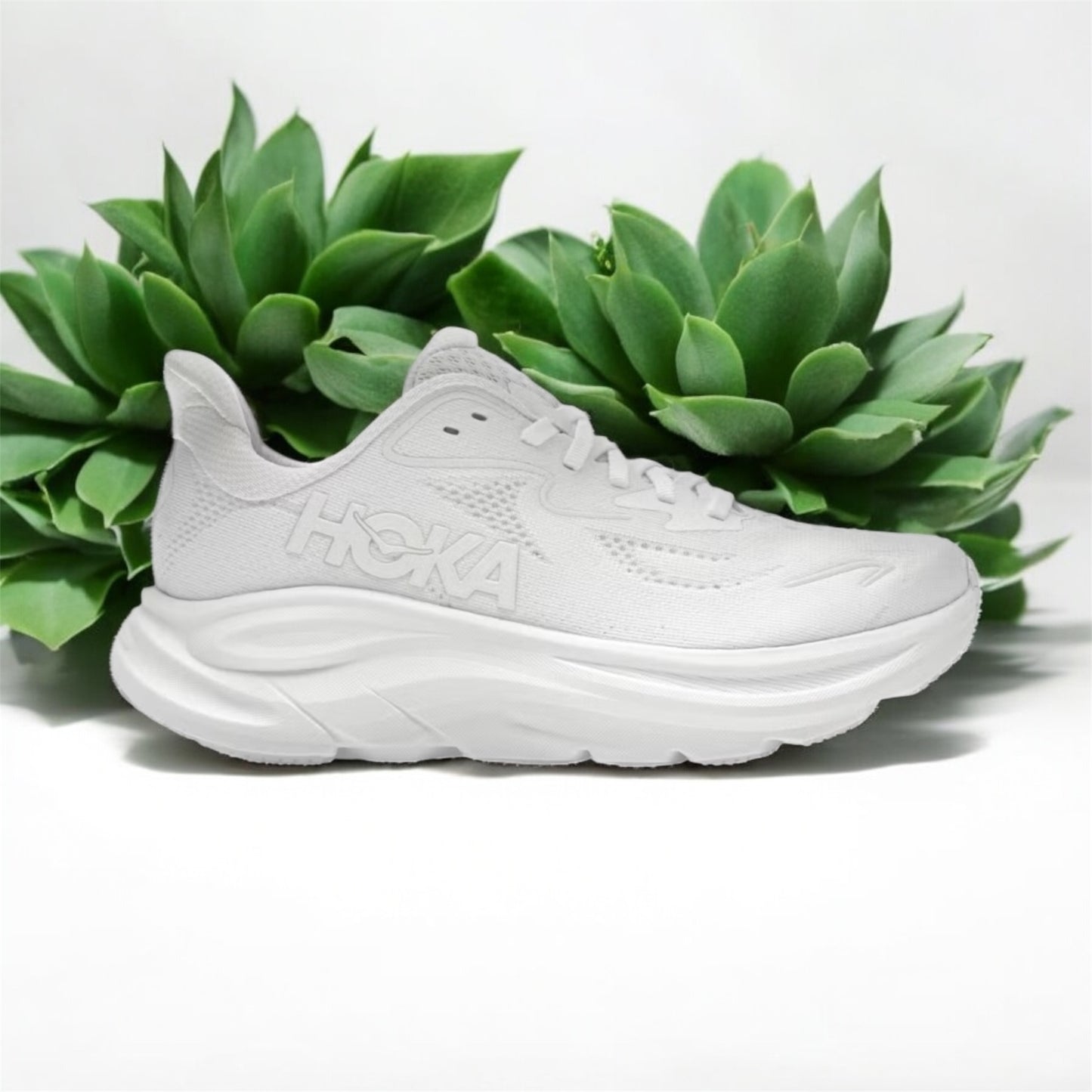 Hoka white